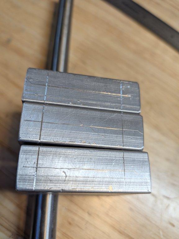 Boom drive pivot block support