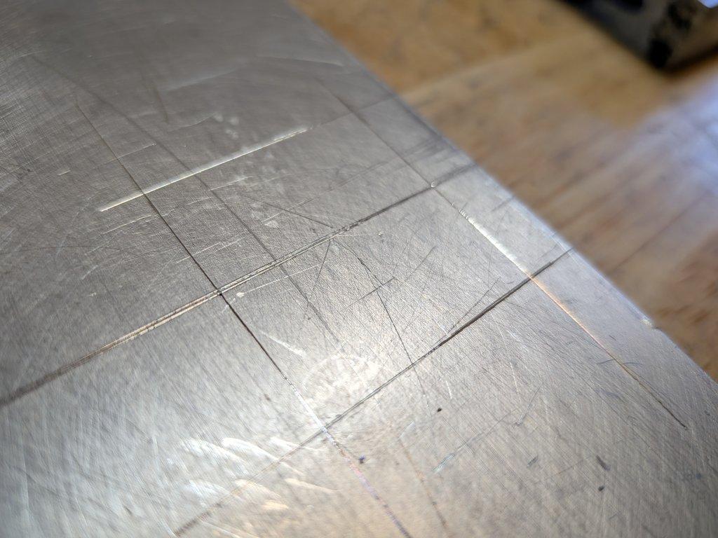 Boom drive pivot block support