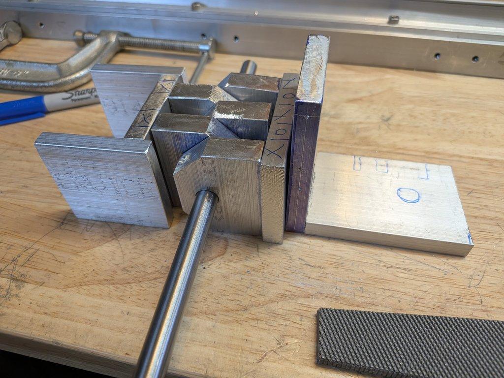 Boom End Mockup: Hinge, Mount Blocks & Pan Drive